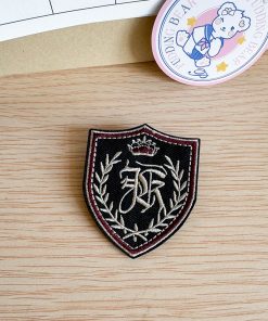 Embroidered Pudding Bear JK Uniform Brooch - British College Style Versatile Fashion Badge Suit Pin Accessory