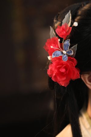 Ethereal Silk Embossed Hair Clips, Ancient Style Hair Accessories for Brides, Red Cheongsam Horse-Face Skirt, Chinese Style Headdress