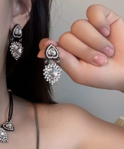 European American Punk Style Crystal Inlaid Black Silver Heart Necklace Clavicle Chain - Trendy Temperament Jewelry