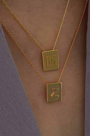 European American Style Square Pendant Necklace - INS Clavicle Chain for Women, Trendy Letter Design, Fashion Jewelry