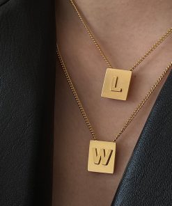 European American Style Square Pendant Necklace - INS Clavicle Chain for Women, Trendy Letter Design, Fashion Jewelry