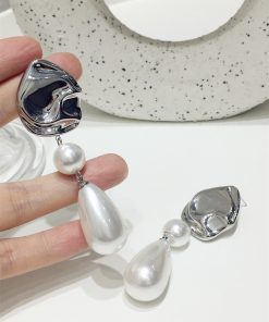 European and American Socialite Style Slim Face Earrings with Uneven Water Drop Metal and Artificial Pearl Pendant Decoration