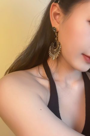 Exaggerated Black and Gold Sunflower Crystal Tassel Earrings - Elegant Two-Color Accessories for 2025 Y2K and European Style