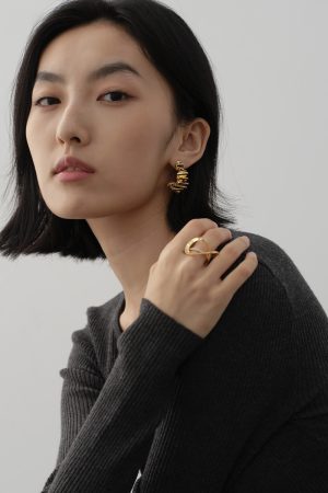 Exaggerated Irregular Wave Pleated Horn-Shaped Earrings - European American Heavy Industrial Style, High Color Retention Fashion Jewelry