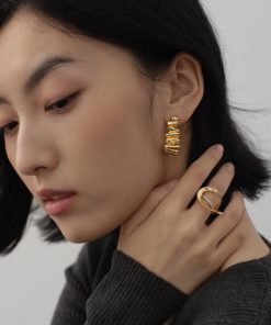 Exaggerated Irregular Wave Pleated Horn-Shaped Earrings - European American Heavy Industrial Style, High Color Retention Fashion Jewelry