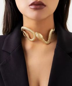 Exaggerated Snake-Shaped Clavicle Chain Necklace – Bold Metal Choker for Women, European & American Fashion Statement Jewelry