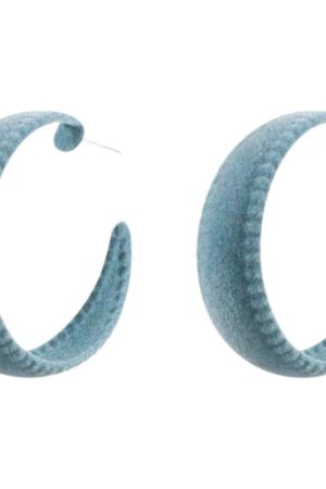 Exaggerated Street Style Plush Hoop Earrings - Minimalist High-End Studs for Autumn and Winter Fashion