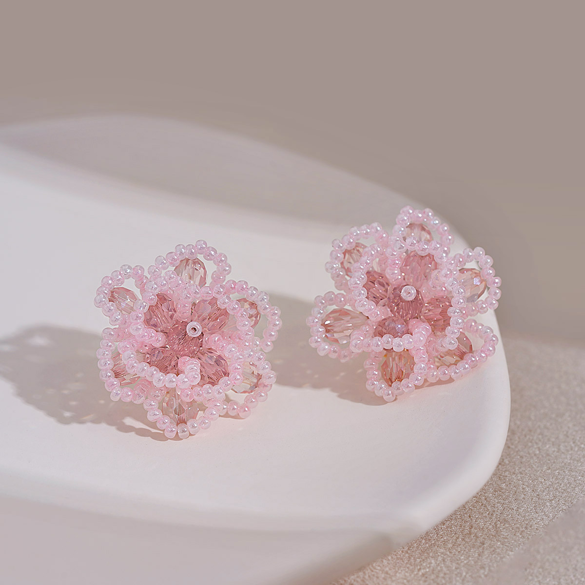 Exaggerated Three-Dimensional Flower Earrings - Unique Fairy Wind Design, Light Luxury Ear Studs for Elegant Style Exaggerated Three-Dimensional Flower Earrings - Unique Fairy Wind Design, Light Luxury Ear Studs for Elegant Style
