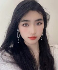 Exaggerated White Camellia Flower Earrings for Women - Romantic Acrylic Floral Ear Clips, Fairy Petal Accessories