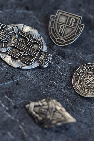 Exclusive Honor Medal Blind Box - Limited Edition Collectible, Perfect for Fashion Enthusiasts and Trendsetters