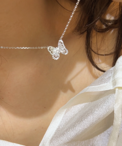 Exquisite 925 Sterling Silver Three-Dimensional Butterfly Necklace and Diamond Inlaid Earrings Set - Light Luxury Jewelry