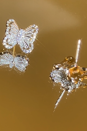Exquisite 925 Sterling Silver Three-Dimensional Butterfly Necklace and Diamond Inlaid Earrings Set - Light Luxury Jewelry
