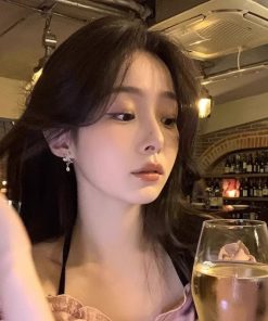 Exquisite Butterfly Clip-On Earrings - Lightweight Luxury Studs for Women, Trendy 2025 Influencer Style Drop Jewelry