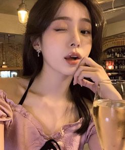 Exquisite Butterfly Clip-On Earrings - Lightweight Luxury Studs for Women, Trendy 2025 Influencer Style Drop Jewelry