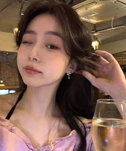 Exquisite Butterfly Clip-On Earrings - Lightweight Luxury Studs for Women, Trendy 2025 Influencer Style Drop Jewelry