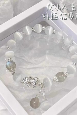 Exquisite Cat's Eye Stone Pixiu Bracelet for Women, High-End Minimalist Bangle, Versatile Fashionable Best Friend Accessory