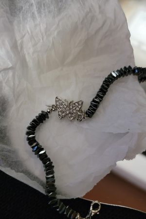 Exquisite Diamond-Studded Minimalist Bracelet for Women - Light Luxury Hand Accessories, Elegant Niche Fashion Jewelry