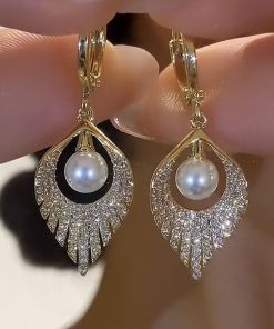 Exquisite Full Diamond Water Drop Pearl Earrings for Women, Versatile Korean Style Ear Clips, Trendy Fashion Statement Jewelry
