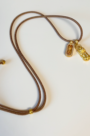 Exquisite Hollow Gourd Braided Rope Necklace - Ancient Method Sand Gold High-End Sweater Chain for Elegant Style