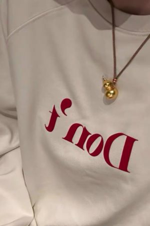 Exquisite Hollow Gourd Braided Rope Necklace - Ancient Method Sand Gold High-End Sweater Chain for Elegant Style