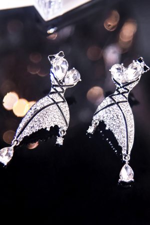 Exquisite Irregular Butterfly Earrings for Women - Japanese and Korean Design, 2025 Minimalist Crystal Inlaid Socialite Style