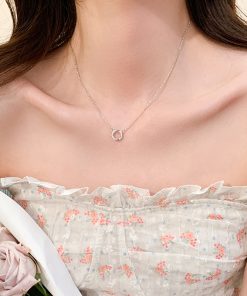 Exquisite Möbius Ring Necklace - Light Luxury Clavicle Chain, Niche Design, 2025 Trending High-End Jewelry