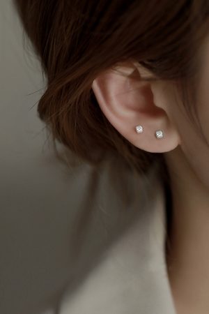 Exquisite Small Ear Studs for Sleeping, Cartilage Earrings, Comfortable Ear Hole Accessories, 2025 Trendy Jewelry