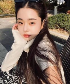 Exquisite White Zircon Small Hoop Earrings - Simple Versatile Ear Clips in Song Ji-a Style, Perfect for Y2K and Everyday Wear