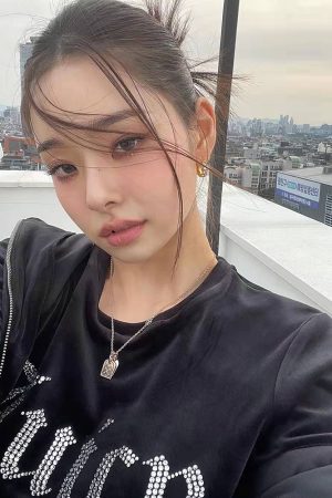 Exquisite White Zircon Small Hoop Earrings - Simple Versatile Ear Clips in Song Ji-a Style, Perfect for Y2K and Everyday Wear