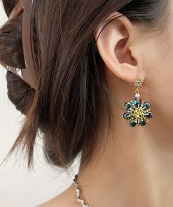 Exquisite Zircon Crystal Flower Earrings for Women - Minimalist Daily Wear, Versatile Jewelry Accessories, 2025 Trend