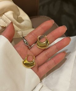 Fan-Shaped Metal Ear Clips - Korean Style, Minimalist Versatile Earrings for a High-End Niche Look