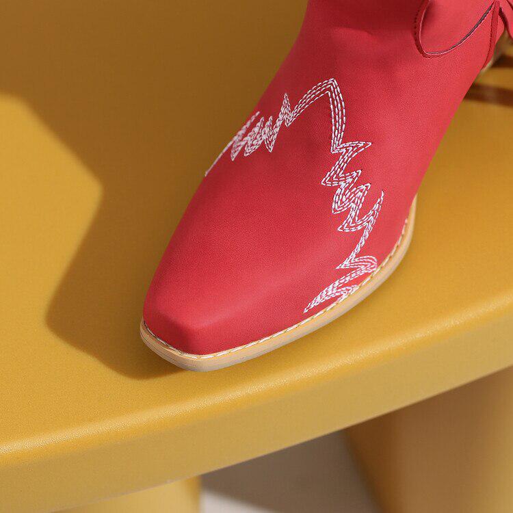 Female Lawyer Fashion, 90'lar Stili - Disco Cowgirl Fringe Ankle Boots Female Lawyer Fashion, 90'lar Stili - Disco Cowgirl Fringe Ankle Boots