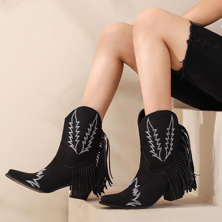 Female Lawyer Fashion, 90'lar Stili - Disco Cowgirl Fringe Ankle Boots Female Lawyer Fashion, 90'lar Stili - Disco Cowgirl Fringe Ankle Boots