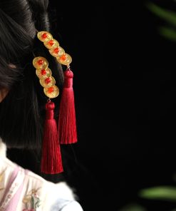 Festive Copper Coin Hairpin for Girls, Vintage Hanfu Hair Accessory with Red Tassels, Horse-Face Skirt Pin, Elegant Step-Shake Design
