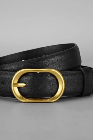 Fits With Accessories, Streetstyle Outfit - Golden Buckle Belt