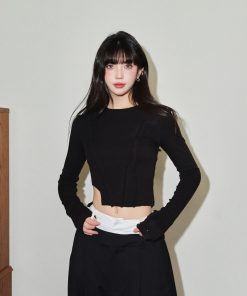 Fitted Long Sleeve Crop Top with Raw Edge Design for Women - Trendy Casual Style