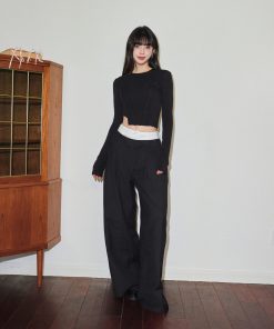 Fitted Long Sleeve Crop Top with Raw Edge Design for Women - Trendy Casual Style