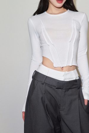 Fitted Long Sleeve Crop Top with Raw Edge Design for Women - Trendy Casual Style