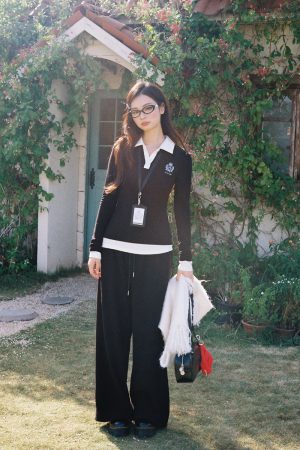 Fitted Long Sleeve T-Shirt for Women - Autumn Winter 2025, Flattering Design, Casual Essential, Perfect for 90s and Y2K Style