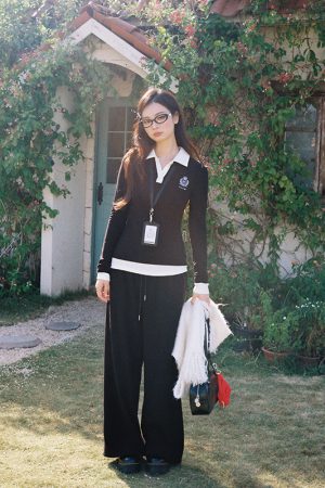 Fitted Long Sleeve T-Shirt for Women - Autumn Winter 2025, Flattering Design, Casual Essential, Perfect for 90s and Y2K Style