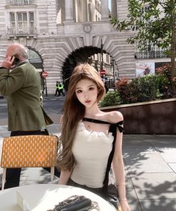 Fitted Sleeveless Floral T-Shirt Top for Women - Sexy Summer Knitted Style, Perfect for Hot Girl Aesthetic and Niche Fashion