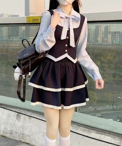 Fitted Top and Skirt Set - Pudding Bear JK College Style Sweet Spring Outfit, Faux Two-Piece, Cute 90s Aesthetic Fashion.