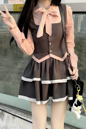 Fitted Top and Skirt Set - Pudding Bear JK College Style Sweet Spring Outfit, Faux Two-Piece, Cute 90s Aesthetic Fashion.