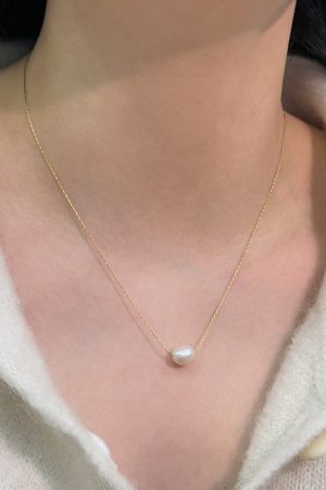 Floating Baroque Irregular Natural Pearl Necklace for Women, Elegant Ultra-Fine Layering Chain, French Collarbone Style