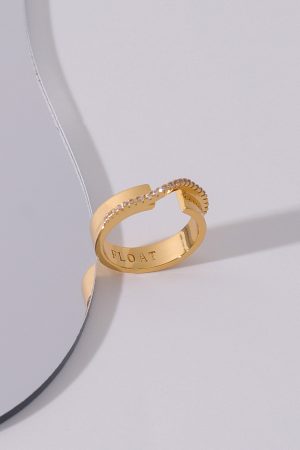Floating Curve Drill Finger Ring for Women - Light Luxury High-End Versatile Temperament Ring for Commuting and Everyday Wear