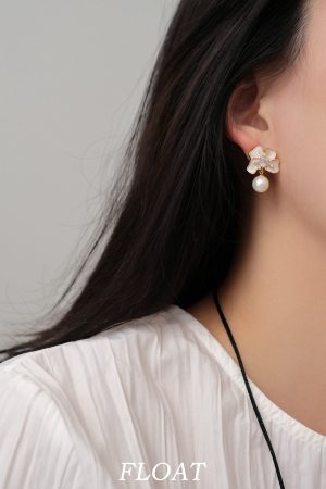 Floating French White Three-Dimensional Flower Earrings for Women - Vintage Pearl Long High-End 925 Silver Jewelry