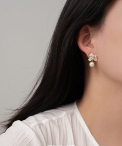 Floating French White Three-Dimensional Flower Earrings for Women - Vintage Pearl Long High-End 925 Silver Jewelry