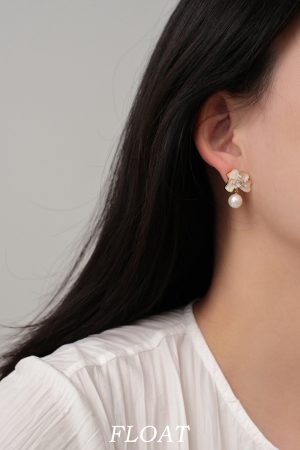 Floating French White Three-Dimensional Flower Earrings for Women - Vintage Pearl Long High-End 925 Silver Jewelry