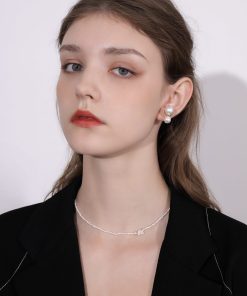 Floating Painless Ear Clips for Women, French Retro Large Double Pearl Drop Earrings, No Ear Holes, Vintage-Inspired Jewelry