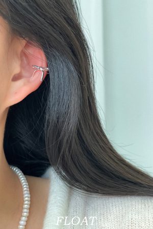 Floating Sweet Silver Bow Ear Clips for Women, High-End No Ear Holes Design, Elegant Fashion Earrings